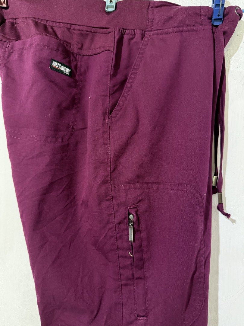 Grey's Anatomy Scrub Pants Burgundy Cargo Drawstring (Category: Activewear) located in Tuguegarao City. Submitted by janurtist (Listing ID 1463744178, Image 3). Description: - Burgundy cargo scrub pants - Brand: Grey's Anatomy - Small on tag - Comfortable elastic waistband with drawstring - Multiple pockets, including a secure side zip pocket - Classic straight leg style - Ideal for work or casual wear Selling price: 950 SF not included Loc: Abul