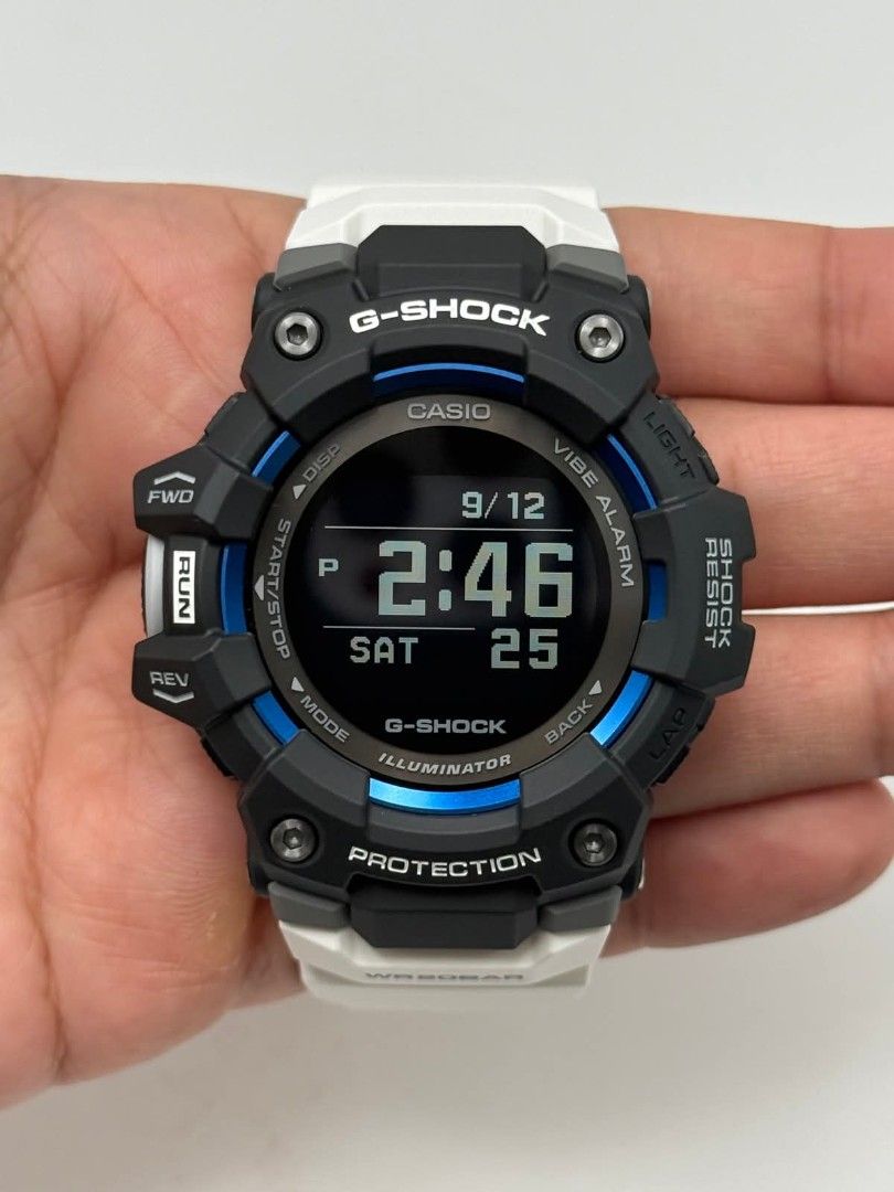 G-SQUAD GBD-100 SERIES GBD-100-1A7 (Category: Men's Watches) located in Marikina City. Submitted by plus6three (Listing ID 1463809031, Image 2). Description: For Sale: G-SQUAD GBD-100 SERIES GBD-100-1A7 9,000php( ₱10,240.00 srp) Case size (L× W× H) 58.2 × 49.3 × 17 mm Weight 69 g Case and bezel material Resin / Aluminum Band Resin Band Construction Shock Resistant Water resistance 200-meter water resistance Time adjustment Bluetooth: Connects to 