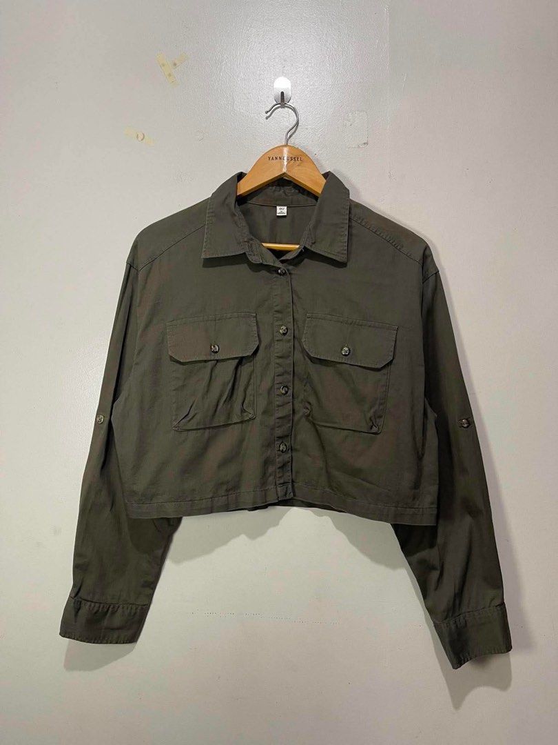 GU Cropped Work Jacket (Category: Longsleeves) located in Davao. Submitted by maryjoey17 (Listing ID 1463892330, Image 1). Description: GU Cropped Work Shirt Size XL Dimes W22 x L18.5 Sleeve 22in Good as new condition ✨ Color differ due to lighting No issue 📍Davao City. Shipping via J&T Express .