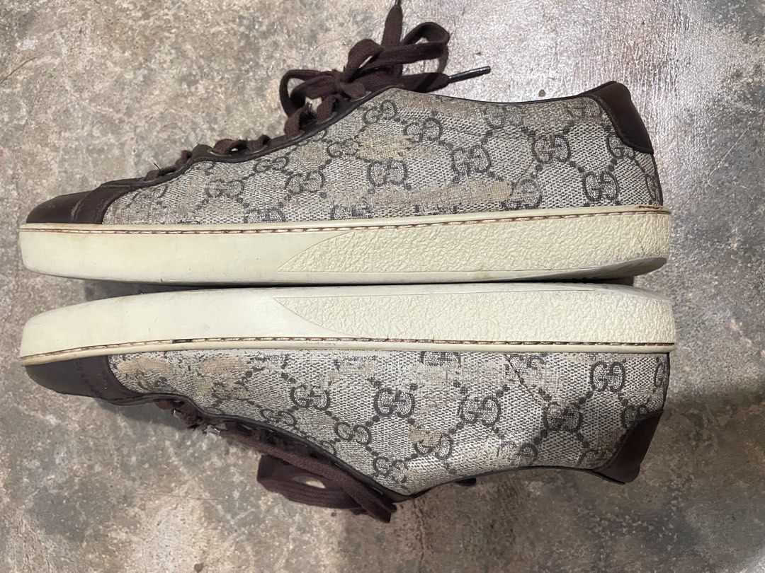 Gucci sneakers (Category: Sneakers & Footwear) located in Davao. Submitted by mj_designervintagecurator (Listing ID 1463798831, Image 2). Description: 📌with heavily signs of used see photo 📌actual size 11 inches - 28 cm.