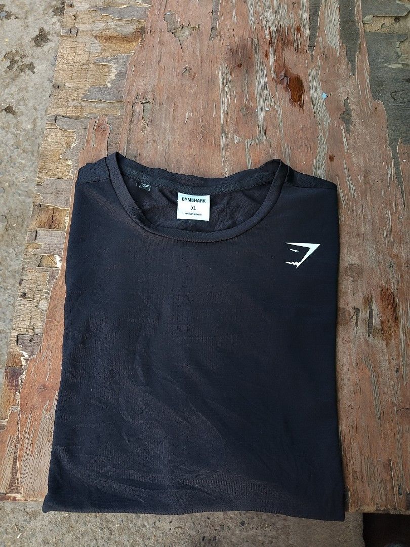 GYMSHARK TEE (Category: Tshirts & Polo Shirts ) located in Roxas City. Submitted by roxasrelip5800 (Listing ID 1463824540, Image 1). Description: .
