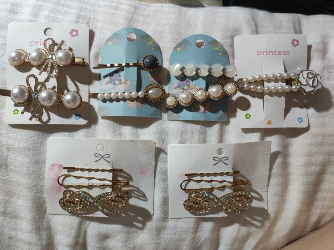 Hair accessories (Category: Hair Accessories) located in Bocaue. Submitted by jessdcluters (Listing ID 1463923765, Image 1). Description: .