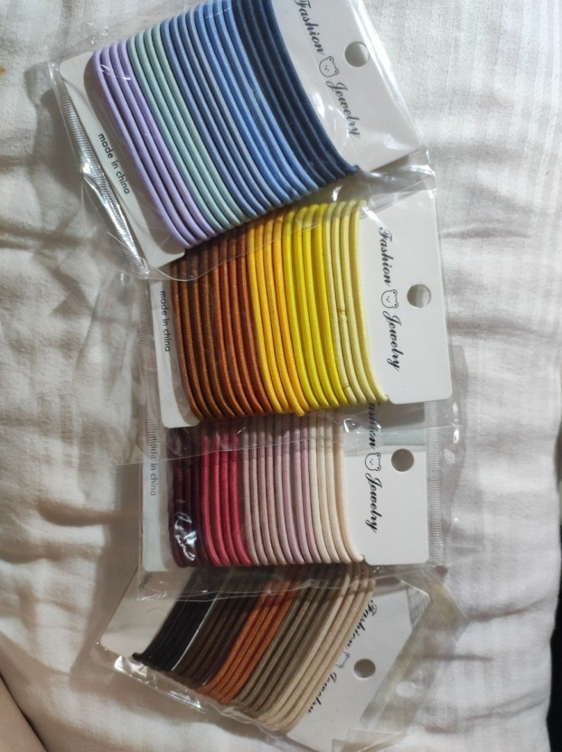 Hair tie (Category: Hair Accessories) located in Bocaue. Submitted by jessdcluters (Listing ID 1463923804, Image 1). Description: .