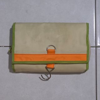 (Category: ) located in . Submitted by preloved.reloved (Listing ID 1463817097, Image 1). Description: .