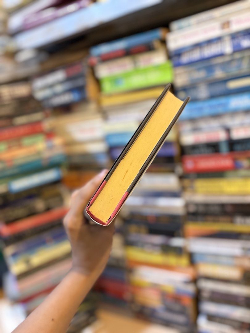 Hardbound Falling by T.J. Newman Novel (Category: Storybooks) located in Calamba. Submitted by ealectrice27 (Listing ID 1463918382, Image 2). Description: Mode of Payment: Gcash, PNB, Maribank Mode of Delivery: Jnt, Lbc, Lalamove Meet up/Pick up: Anywhere around Calamba.