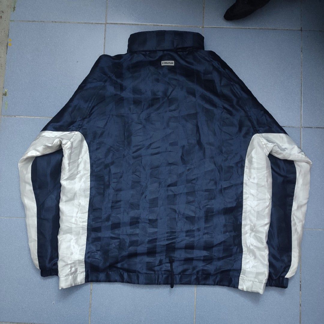 HEAD vintage windbreaker|Navy & White (Category: Coats, Jackets and Outerwear) located in Santa Cruz. Submitted by oreosthrift.co (Listing ID 1463841685, Image 3). Description: PRELOVED CLOTHING † handpicked & carefully selected quality pieces • affordable prices DM to claim 📩.