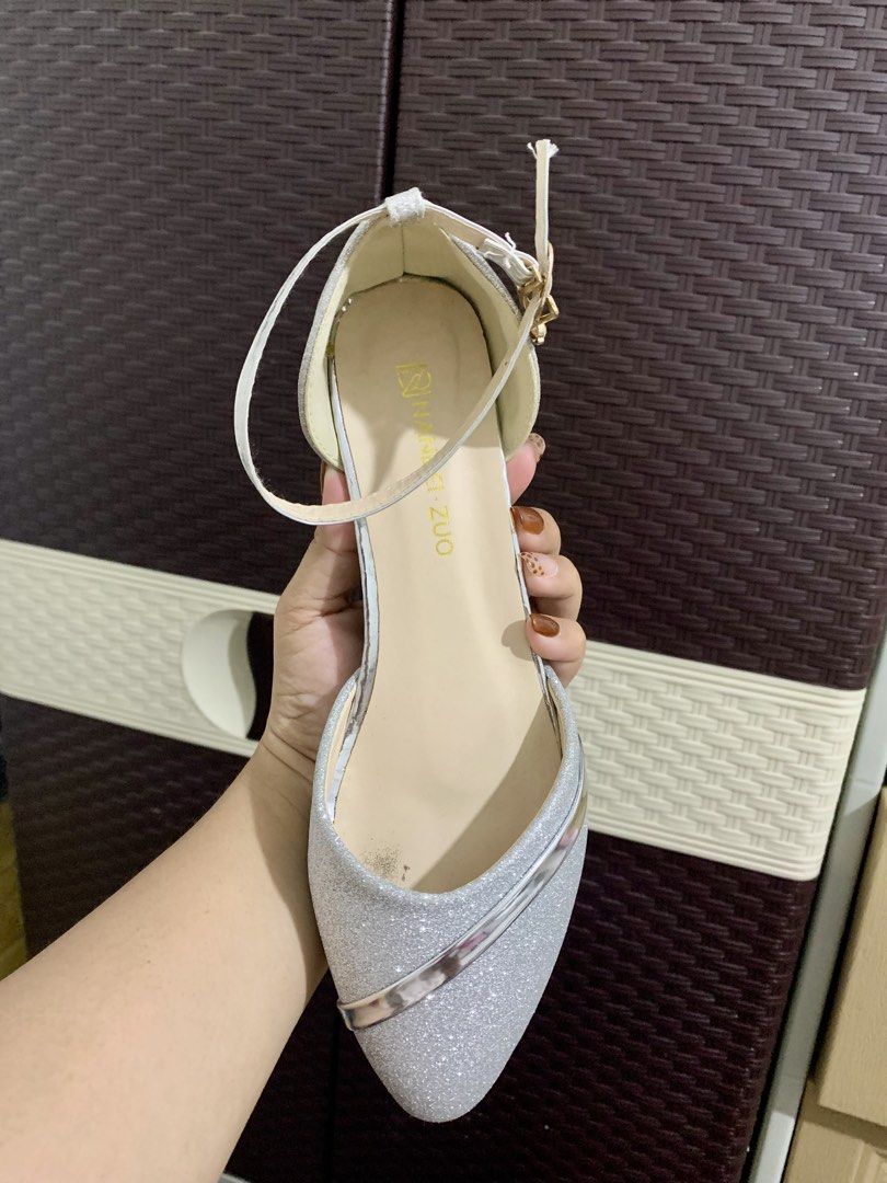 Heels (Category: Heels) located in Gapan. Submitted by fendiblair18 (Listing ID 1463937904, Image 3). Description: Heels. • Like new • once ko lang nagamit, pinang-abay lang • Size 38 pero best fit sa 37.