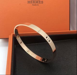 （分類：）位於 。 由 eluse_luxury 提交（商品編號 1463826852，圖片 1）。簡介： 。