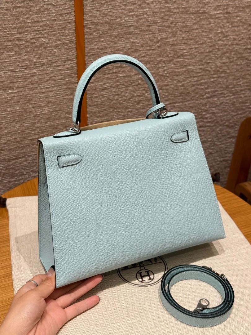 Hermes Kelly 25 (Category: Shoulder Bags) located in Cavite. Submitted by epicfish.4203a5 (Listing ID 1463770069, Image 2). Description: .