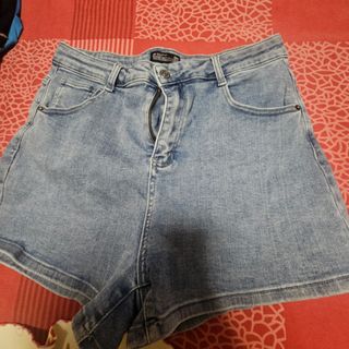 (Category: ) located in . Submitted by raregem85 (Listing ID 1463895152, Image 1). Description: .
