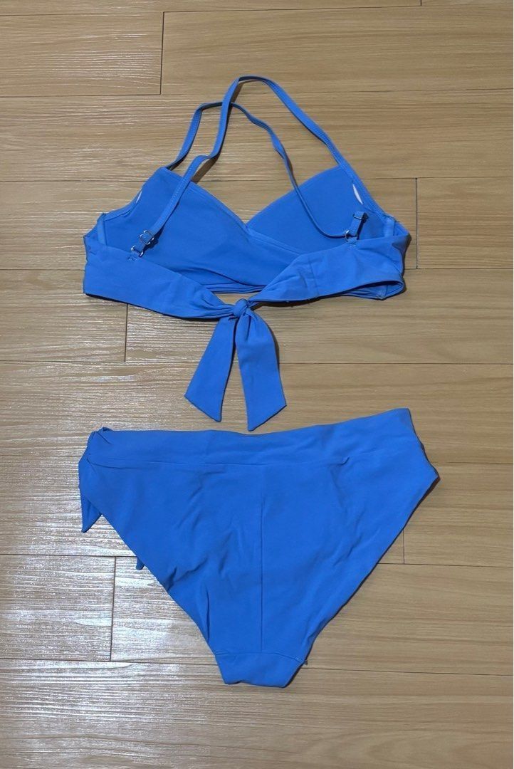 H&M Blue Bikini Set Small (Category: Bikinis & Swimsuits) located in Quezon City. Submitted by garagesale2026 (Listing ID 1463869983, Image 2). Description: - Unused, no more tag - Blue Halter neck with tie details - Top: US 2 - Halter style with a tie closure at the back - Bottom: US 4 - High-waisted with a tie detail on the side.