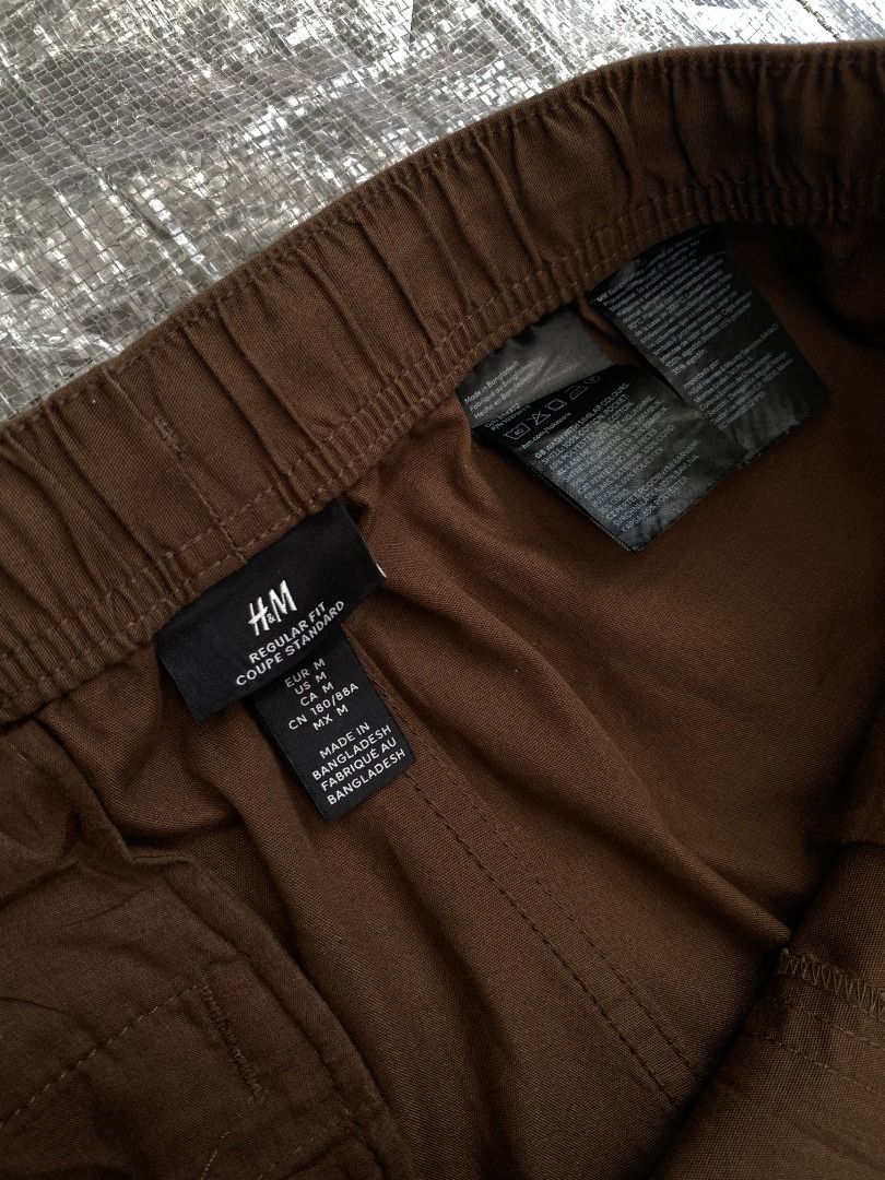 H&M Choco Brown Easy Shorts (Category: Shorts) located in Cadiz. Submitted by thespotcdz (Listing ID 1463790427, Image 2). Description: Nasa picture po nakasulat ang mga detalye. Salamat! Shirt / Jacket / Hat / Cap / Baggy / Y2K / Vintage / Hoodie / Pants / Shorts / Polo / Longsleeves Sleeves / Snapback / Thrift / Ukay AVAILABLE! Check our listings .