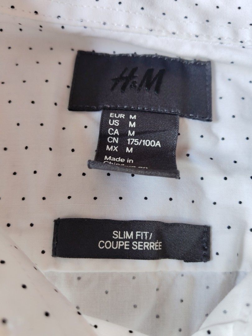 H&M polo longsleeve button down slim fit (Category: Tshirts & Polo Shirts ) located in Batangas. Submitted by eiwoh5586 (Listing ID 1463791402, Image 3). Description: H&M polo long sleeve button down polka dots slim fit coupe serree medium on tag dimes 20w-28.5L no issue excellent san Juan Batangas location jnt lbc available.