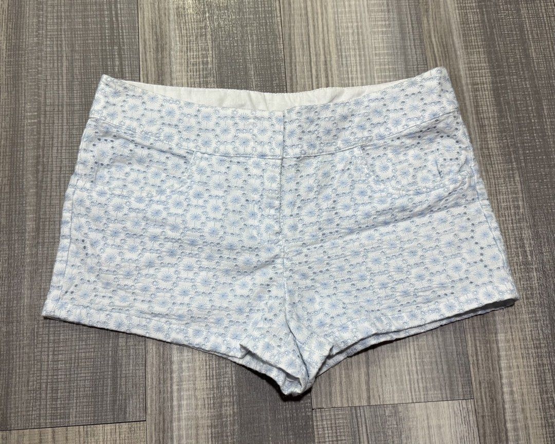 H&M Shorts (Category: Shorts) located in Orani. Submitted by iveecrz (Listing ID 1463904576, Image 1). Description: Mid waist 30inch.