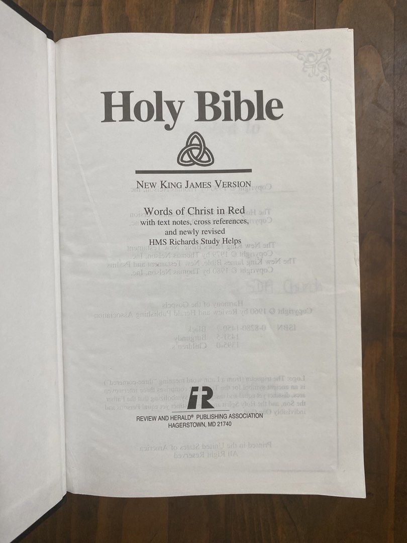 Holy Bible Red Letter with HMS Richards Study Helps (Category: Religion Books) located in Manila. Submitted by istinbari05430 (Listing ID 1463794935, Image 2). Description: - Holy Bible, Red Letter Edition - New Thompson Chain-Reference Study Bible - Black, hardcover - Ideal for personal study and devotion.