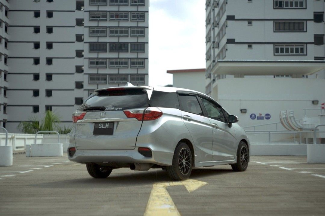 Honda Shuttle 1.5 G Honda Sensing (A) (Category: Used Cars) located in Singapore. Submitted by hezlc (Listing ID 1463872471, Image 2). Description: DEALERS, SKIP THIS. Not looking to sell to or through dealer. Great for short term ride and COE renewal. Car definitely in a condition that is not indicative of its age. Immaculate condition! Leather upholstery all in great condition. - TPMS installed - Reverse & Front Sensors installed - Android Auto
