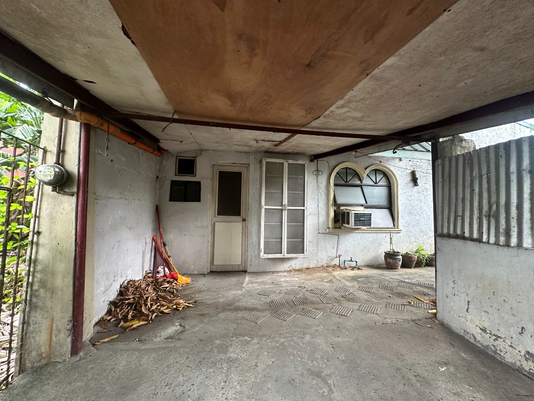 (Category: ) located in . Submitted by urhausatsydney (Listing ID 1463925748, Image 1). Description: .