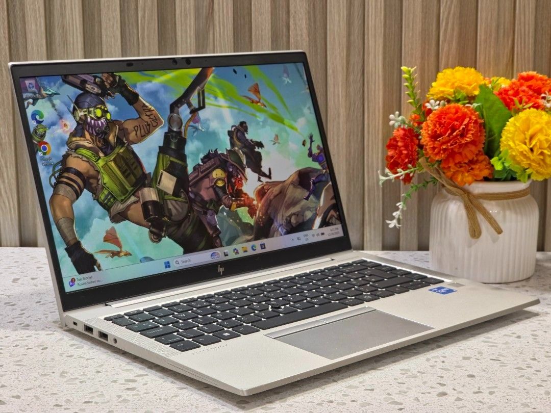 HP Laptop - Silver (Category: Laptops & Notebooks) located in Manila. Submitted by dreibro8711 (Listing ID 1463795103, Image 1). Description: 💻 **HP EliteBook 840 G8 | Core i5 11th Gen vPro | 12GB RAM | 256GB NVMe SSD** Reliable business-class laptop na perfect for **Office Work, Virtual Assistants, Online Business, School, Work-from-Home**, at everyday use. 🔥 **SALE PRICE: ₱18,000** ~~Regular Price: ₱21,000~~ ⚙️ **UNIT SPECIFICATIONS** ✅ Intel