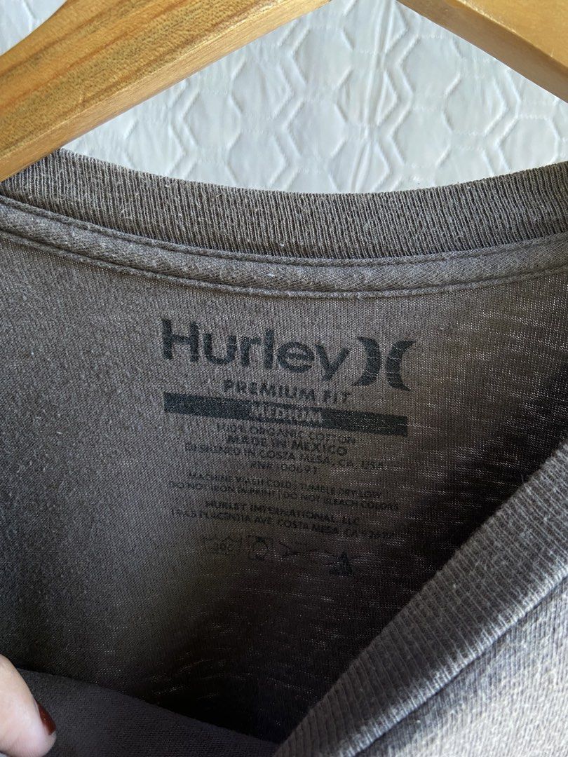 Hurley (Category: Tshirts & Polo Shirts ) located in Panabo. Submitted by thrifty.red (Listing ID 1463857754, Image 3). Description: width:20 length:28 9.5/10 condi.