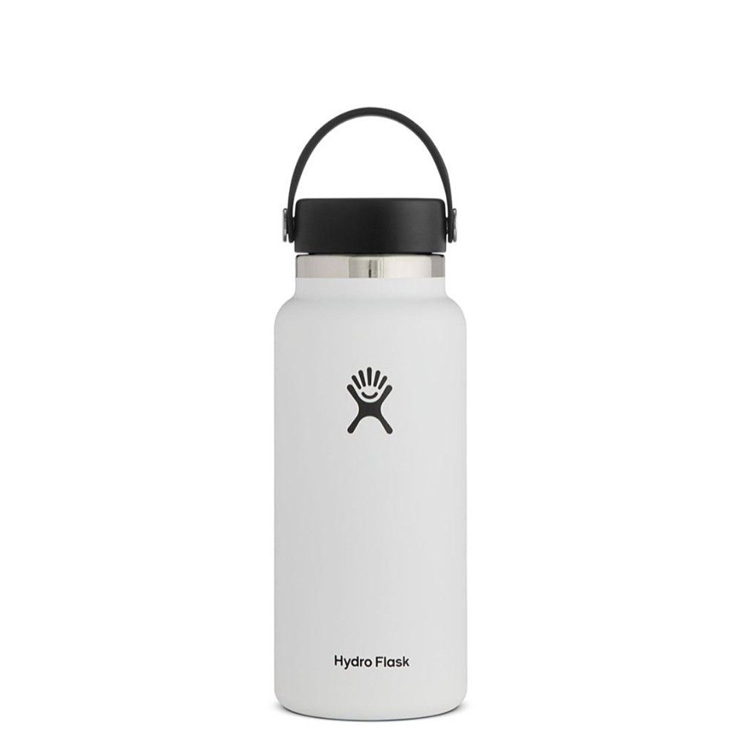 Hydroflask 32oz Wide Flex Cap (Category: Other Sports Equipment and Supplies) located in Manila. Submitted by fmae01 (Listing ID 1463814111, Image 1). Description: BRAND NEW HYDRO FLASK 32 OZ WIDE FLEX CAP – WHITE 🤍 ✨ BRAND NEW & UNOPENED Still sealed in original box — never used! Hydro Flask 32 oz Wide Mouth Flex Cap Color: White Model: W32CTS110 Capacity: 32 oz / 946 mL ✔️ Keeps drinks cold up to 24 hours ✔️ Keeps drinks hot up to 12 hours ✔️ 