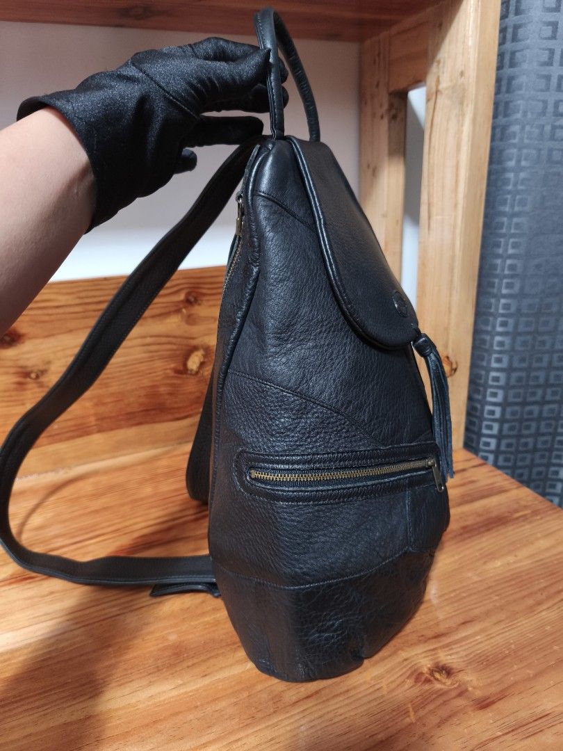 Ibiza backpack (Category: Backpacks) located in Baguio. Submitted by queenlyne_vintage_rare_finds (Listing ID 1463831282, Image 3). Description: .