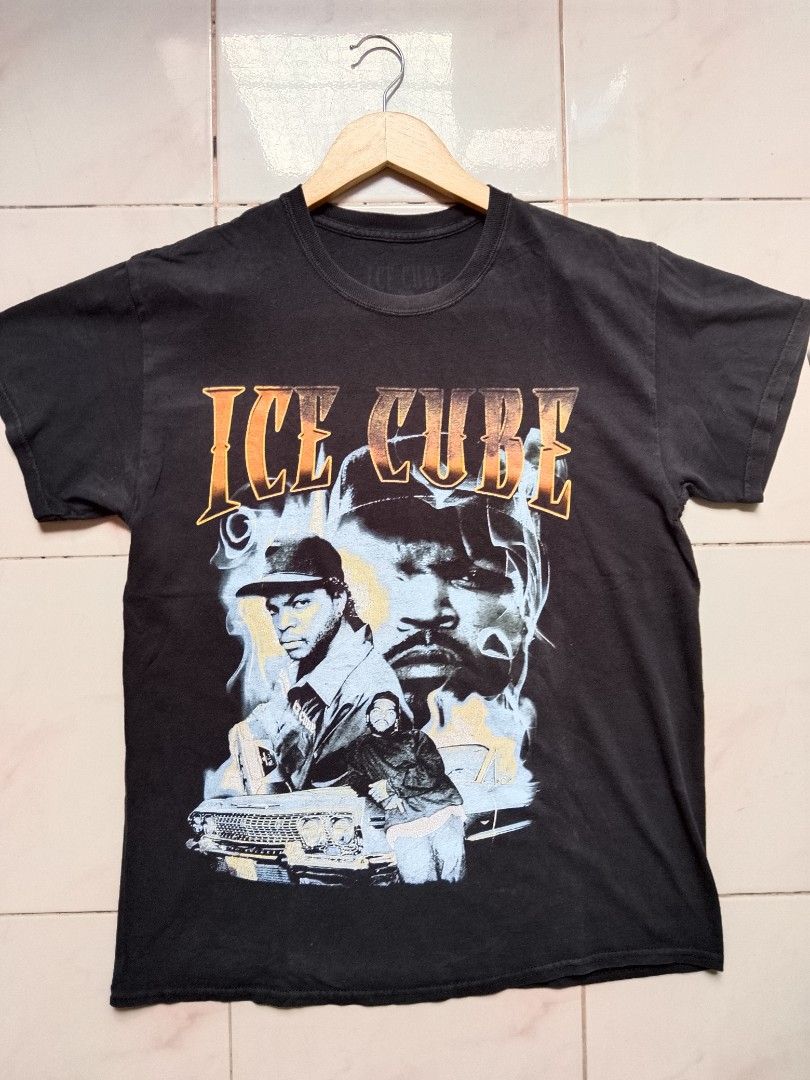 ICE CUBE (Category: Tshirts & Polo Shirts ) located in Batangas. Submitted by 68.thrifts (Listing ID 1463745216, Image 1). Description: 17 x 26 / Medium on tag.