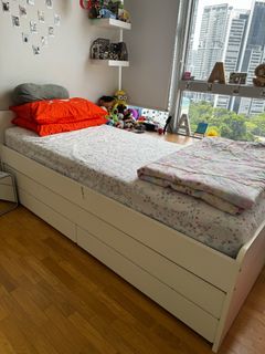 (Category: ) located in . Submitted by munaza1020 (Listing ID 1463787084, Image 1). Description: .