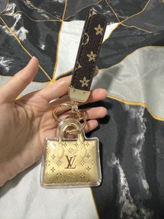 (Category: ) located in . Submitted by ahpindaughter (Listing ID 1463911121, Image 1). Description: .