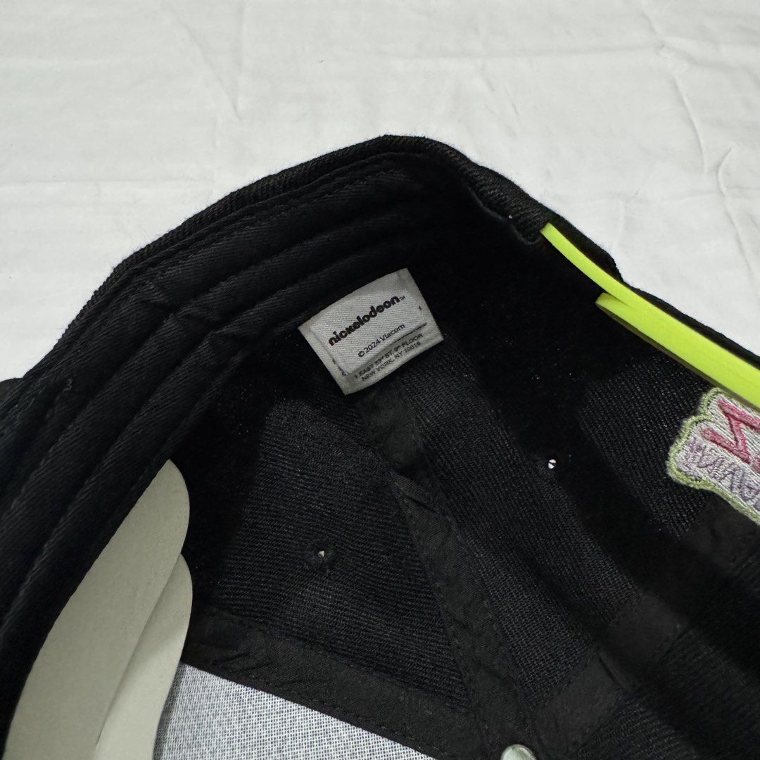 INVADER ZIM (Category: Caps & Hats) located in Pasig City. Submitted by jaaard (Listing ID 1463921895, Image 3). Description: Brand new invader zim cap Pm me.