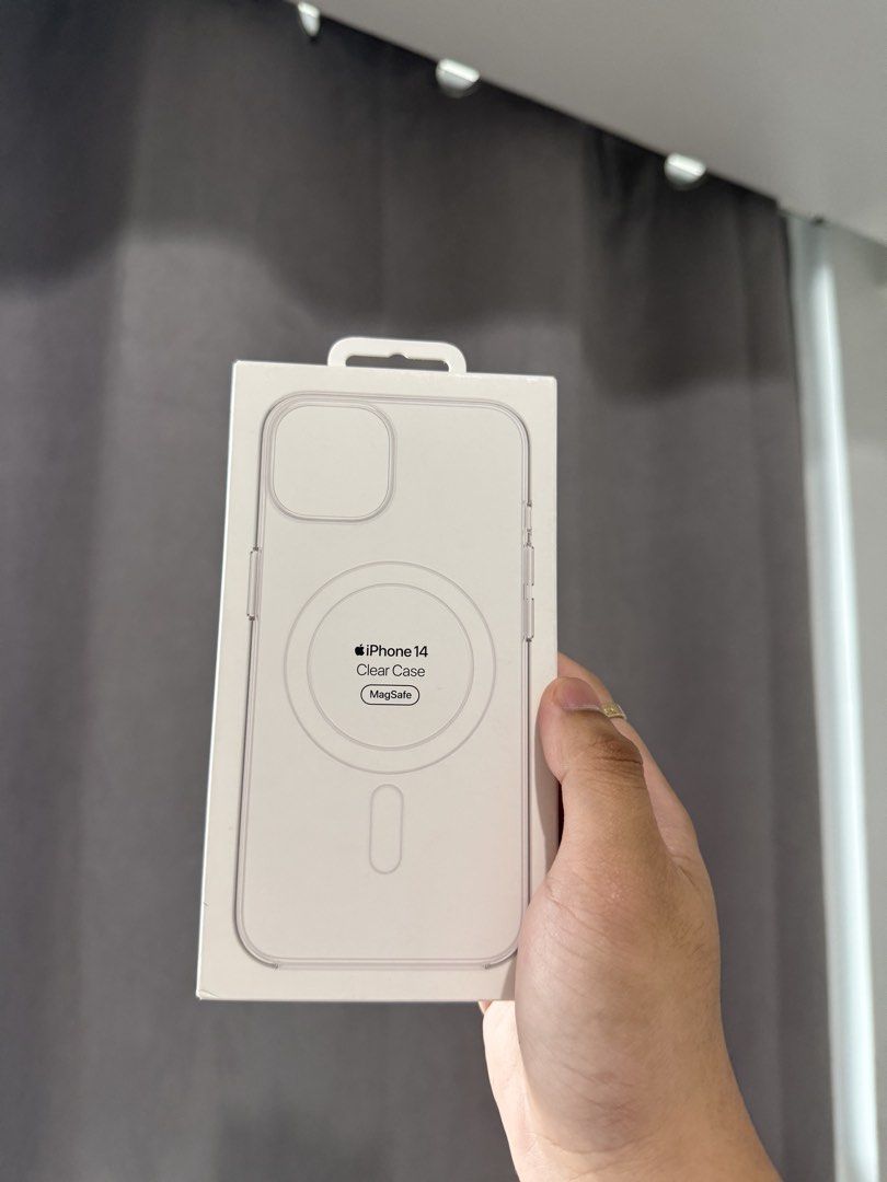 Iphone 14 Apple Clear Case (Category: Cases & Sleeves) located in Mandaluyong City. Submitted by kier_ad (Listing ID 1463804252, Image 1). Description: Bnew and sealed Apple Clear Case For iphone 14 Last price already From powermac Location: Mandaluyong.