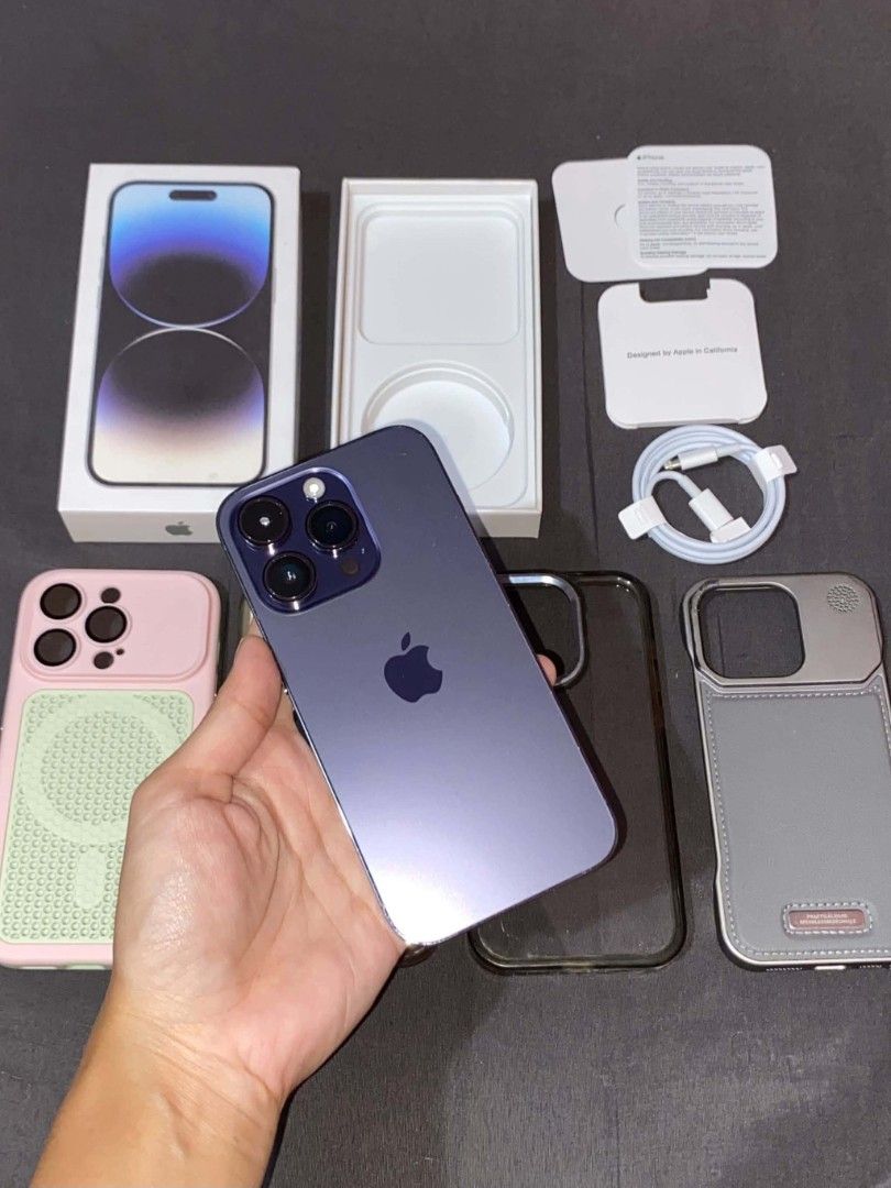 iphone 14 pro (Category: iPhone 14 Series) located in Manila. Submitted by claudine.21 (Listing ID 1463871939, Image 1). Description: FOR SALE OR SWAP SA 13 PRO - 14 PLUS NA MAY ADD CASH IPHONE 14 PRO 128GB 🏷️₱27k 84% batt health Factory unlocked Truetone & face id working Zp/a variant Ntc approved🇵🇭 No issue Unli check / reset sa meet up Inclusions: Box, Cord, 4 Case, Tempered glass, Manuals 📍MARILAO can do meet up (add gas fee sa malayo).