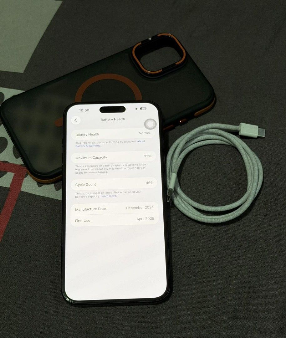 iPhone 16 Plus 128gb Black Openline (Category: iPhone 16 Series) located in Quezon City. Submitted by karla30 (Listing ID 1463801231, Image 2). Description: ✨iPhone 16 Plus 128gb Black✨ ✨Openline ✨Ntc | local variant ✨No issue ✨92% batt health ✨98% smooth | no dent ✨Unit & orig cord only w/ case naitapon po yung box nasa last pic po yung dati na may box pa siya ✨₱34,000✨ last price 📍Diliman Quezon City location 📱O9172735122 Meet up/Deliver(add 
