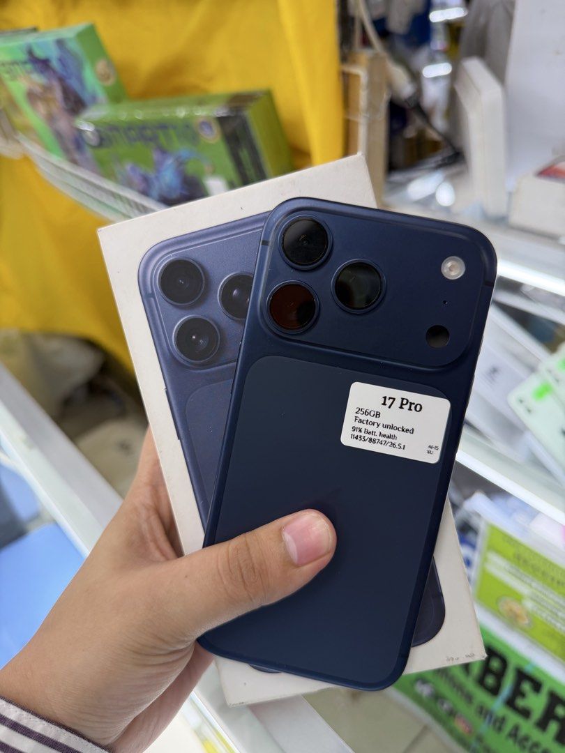 iPhone 17 Pro 256GB Factory Unlock No Issue Secondhand (Category: iPhone 17 Series) located in Pasig City. Submitted by FarAndRayShop (Listing ID 1463912857, Image 1). Description: 🔥 A GADGET SHOP — BUY • SELL • SWAP 📱 iPhone 17 Pro| 256GB 💰 PRICE: ₱57,499 Looking for a legit, authentic, and hassle-free gadget transaction? You’re in the right place! ✨ UNIT DETAILS: ✅ Factory Unlocked ✅ Authentic / Genuine Unit ✅ No Hidden Issues ✅ Fully Functi