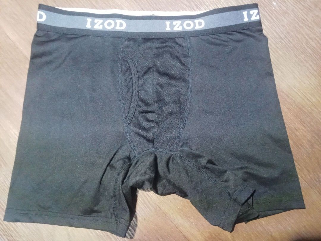 IZOD Boxer Briefs (Category: Underwear) located in Makati City. Submitted by kuysman (Listing ID 1463784720, Image 2). Description: only sensible questions are entertained actual measurement 28 x 12" ( stretchable) 5 left 300 each No return no exchange .