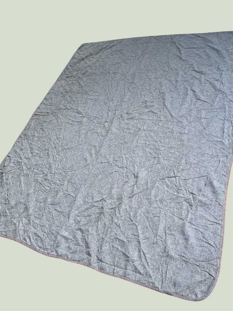 JAPAN CARPET 185x240cm (Category: Carpets, Mats & Flooring) located in Bulacan. Submitted by letsfindukaywithme (Listing ID 1463759953, Image 2). Description: Japan floor mat/carpet 185x240cm Like new condition Washable. Good for sala, dining, and bedroom. +sf payment first Ship via J&T .