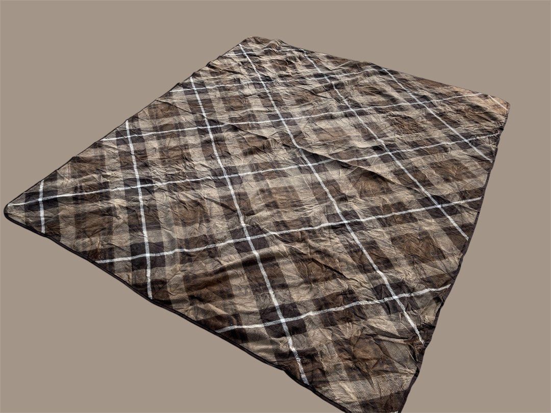 JAPAN CARPET 200x200cm (Category: Carpets, Mats & Flooring) located in Bulacan. Submitted by letsfindukaywithme (Listing ID 1463759417, Image 1). Description: Japan floor mat/carpet 200x200cm Like new condition 10/10 Washable. Good for sala, dining, and bedroom. +sf payment first Ship via J&T.