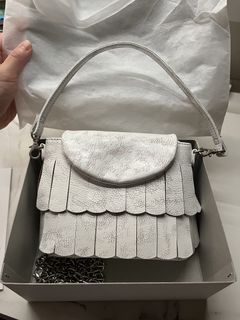 （分類：）位於 。 由 tuv12345 提交（商品編號 1463885361，圖片 1）。簡介： 。