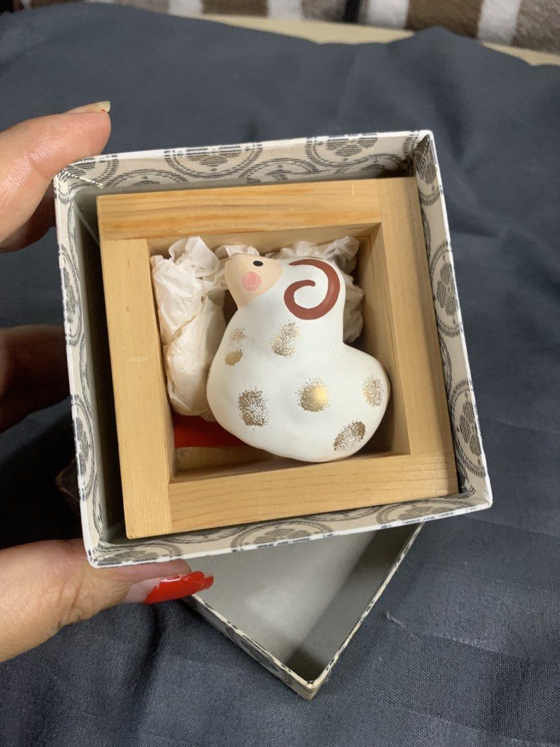Japan small display item (Category: Other Accessories) located in Cabanatuan. Submitted by mjluxxejapan (Listing ID 1463802637, Image 1). Description: Fixed price. Light weight only. Small sz bnew Ganda ng wooden box nya .
