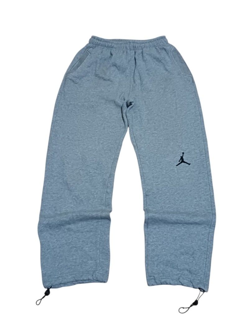 JORDAN JOGGİNG PANTS (Category: Joggers) located in Mendez-Nunez. Submitted by joziahshen09 (Listing ID 1463866997, Image 1). Description: ⚡ JORDAN SWEATPANTS ⚡ MINE: 450 ⚡good fittings! ⚡with tags ⚡minimal design ⚡DIMES (inches 0 start) W- FREE L- 37.5 HEM- 8.
