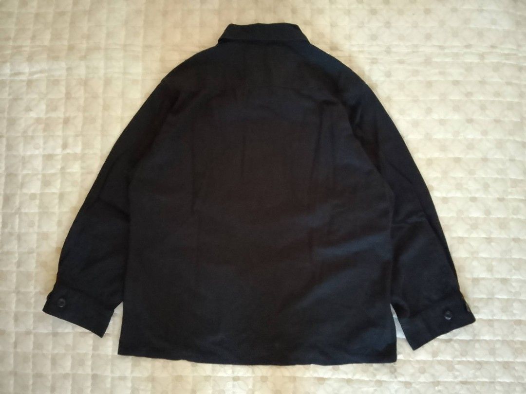 Jungle fatigue Jacket Multiple Pocket XL (Category: Coats, Jackets and Outerwear) located in Zamboanga. Submitted by nurbya898048 (Listing ID 1463935681, Image 2). Description: Jungke Fatigue jacket from & RC. Features a collared neckline and button-up front. Plenty of pockets on the front for storage. Button cuffs on the sleeves. Great for everyday wear or layering. Versatile piece for your wardrobe. Flat measurements; Width 24 Length 29 Shoulde