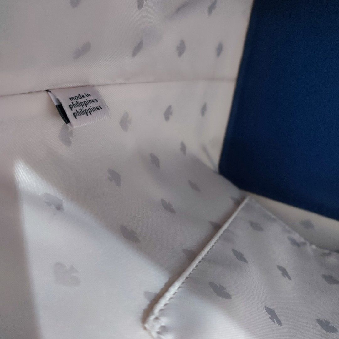 kate Spade Kaci Spade Flower Embossed (Category: Tote Bags) located in Manila. Submitted by hilltops1989 (Listing ID 1463884453, Image 3). Description: .