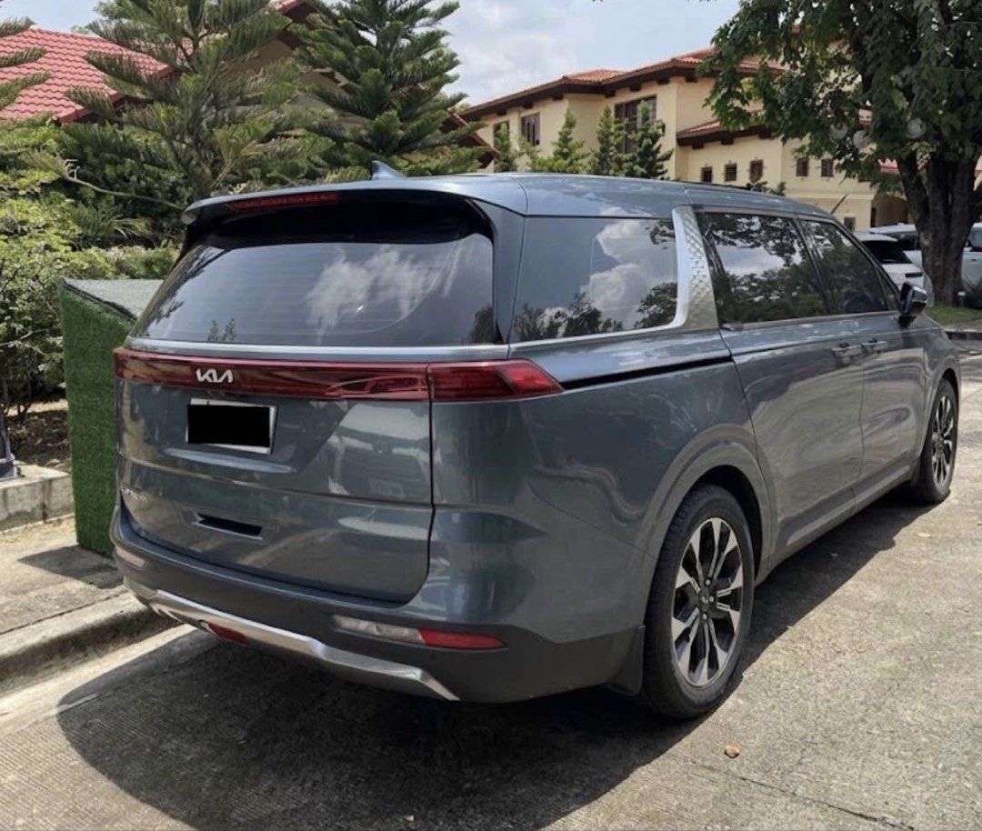 Kia Carnival 2.5 (A) (Category: Used Cars) located in Makati City. Submitted by livehorse.a39269 (Listing ID 1463858225, Image 2). Description: Year Model: 2023 Variant: 2.2 EX CRDi (7-Seater) Transmission: 8-Speed Automatic Fuel Type: Diesel Odometer: 48,000 Color: Astra Blue Plate Ending: 5 (Wednesday Coding) Condition: Clean title, complete legal documents, ready for transfer Perfect balance of executive comfort, massive interior space, and ou