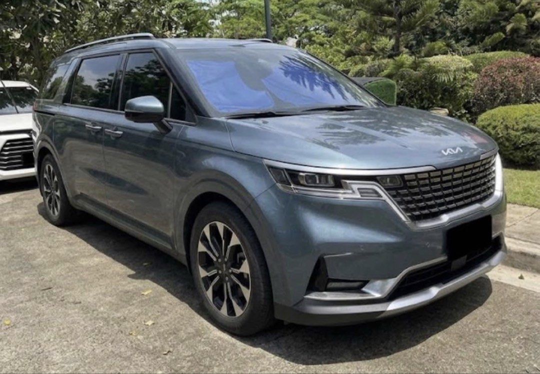 Kia Carnival 2.5 (A) (Category: Used Cars) located in Makati City. Submitted by livehorse.a39269 (Listing ID 1463858225, Image 1). Description: Year Model: 2023 Variant: 2.2 EX CRDi (7-Seater) Transmission: 8-Speed Automatic Fuel Type: Diesel Odometer: 48,000 Color: Astra Blue Plate Ending: 5 (Wednesday Coding) Condition: Clean title, complete legal documents, ready for transfer Perfect balance of executive comfort, massive interior space, and ou
