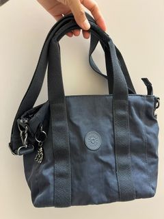 （分類：）位於 。 由 thriftyfinds.uk 提交（商品編號 1463776232，圖片 1）。簡介： 。