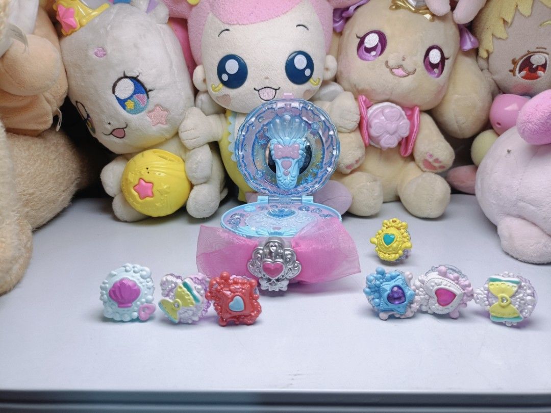 Kira ala mode at tropical (Category: Action & Battle Toys) located in Manila. Submitted by atharalee (Listing ID 1463786971, Image 1). Description: .