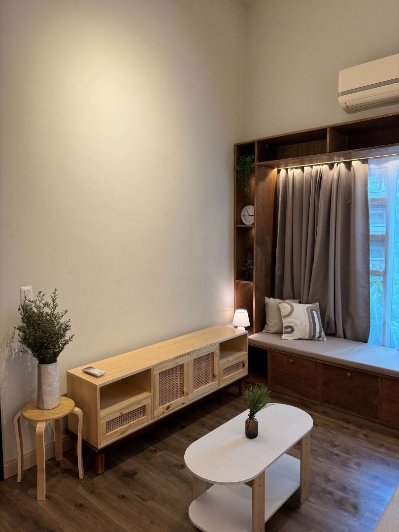 KROMA TOWER (Category: Apartments & Condos) located in Caloocan City. Submitted by propertyhu26686 (Listing ID 1463795356, Image 3). Description: Fully Furnished with complete set of basic appliances • Split type aircon (Living and Dining) • Window type aircon (Bedroom) • Microwave • Water heater in T&B • Electric Stove • Rangehood • Refrigerator • Complete Lighting and Fixtures • Queensize Bed • Sofabed (can fit 2 pax as a bed) • Smart Projector