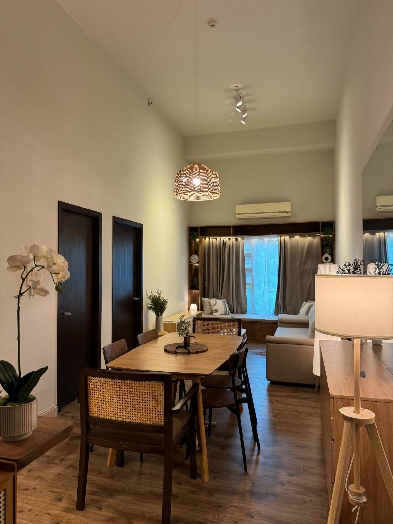 KROMA TOWER (Category: Apartments & Condos) located in Caloocan City. Submitted by propertyhu26686 (Listing ID 1463795356, Image 1). Description: Fully Furnished with complete set of basic appliances • Split type aircon (Living and Dining) • Window type aircon (Bedroom) • Microwave • Water heater in T&B • Electric Stove • Rangehood • Refrigerator • Complete Lighting and Fixtures • Queensize Bed • Sofabed (can fit 2 pax as a bed) • Smart Projector