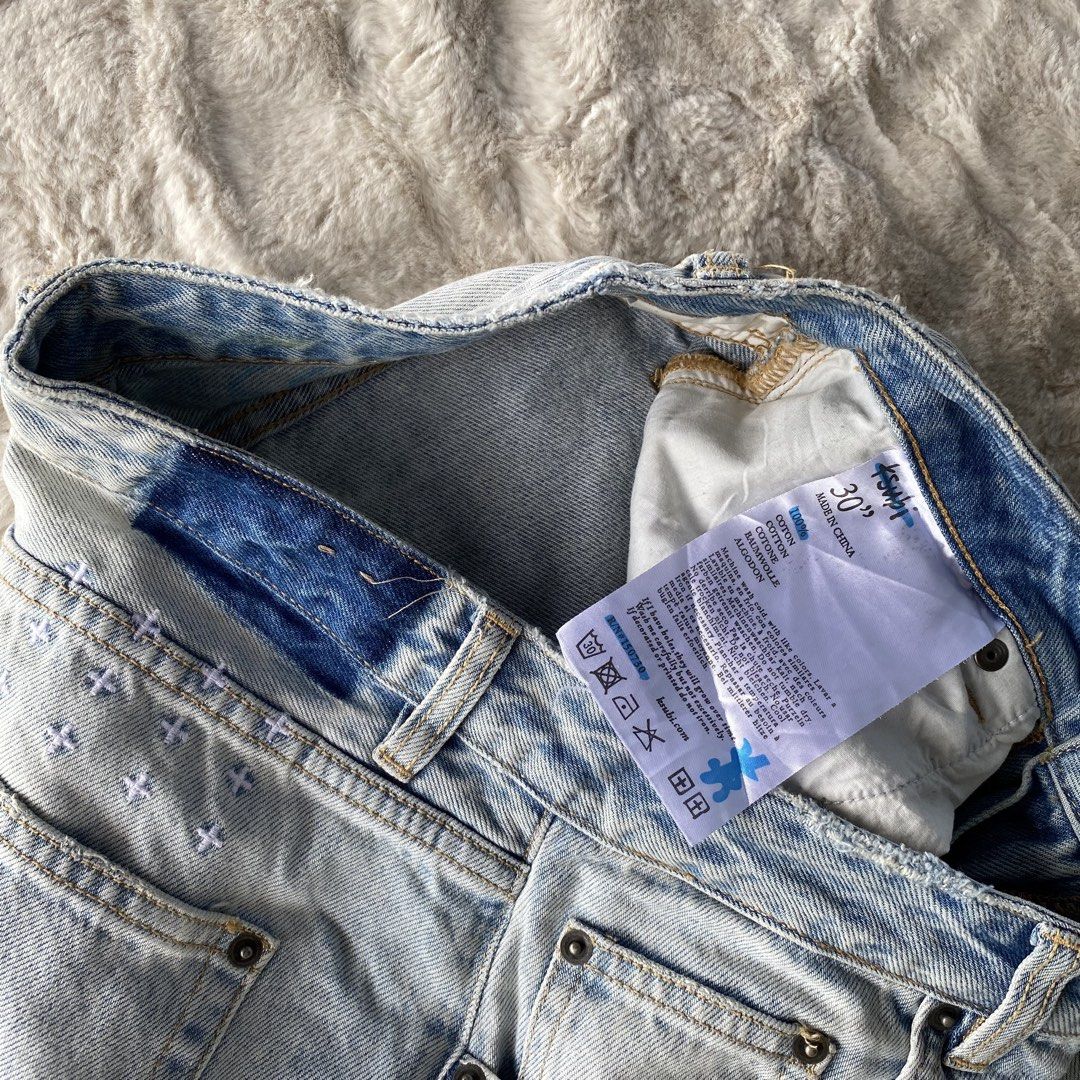KSUBI DENIM WASH JEANS AUTHENTIC (Category: Jeans) located in Cadiz. Submitted by thrift_hunt_garage (Listing ID 1463897678, Image 3). Description: KSUBI DENIM WASH JEANS AUTHENTIC Size and measurements by inches : On tag 30 Width 30-32 Length 40 Rise 14 Leg opening 7 Knee 8.5 Thigh 12 Conditions and details Wash denim Slim Fit Jeans Cross embroidery design Issue none Flaws need wash .