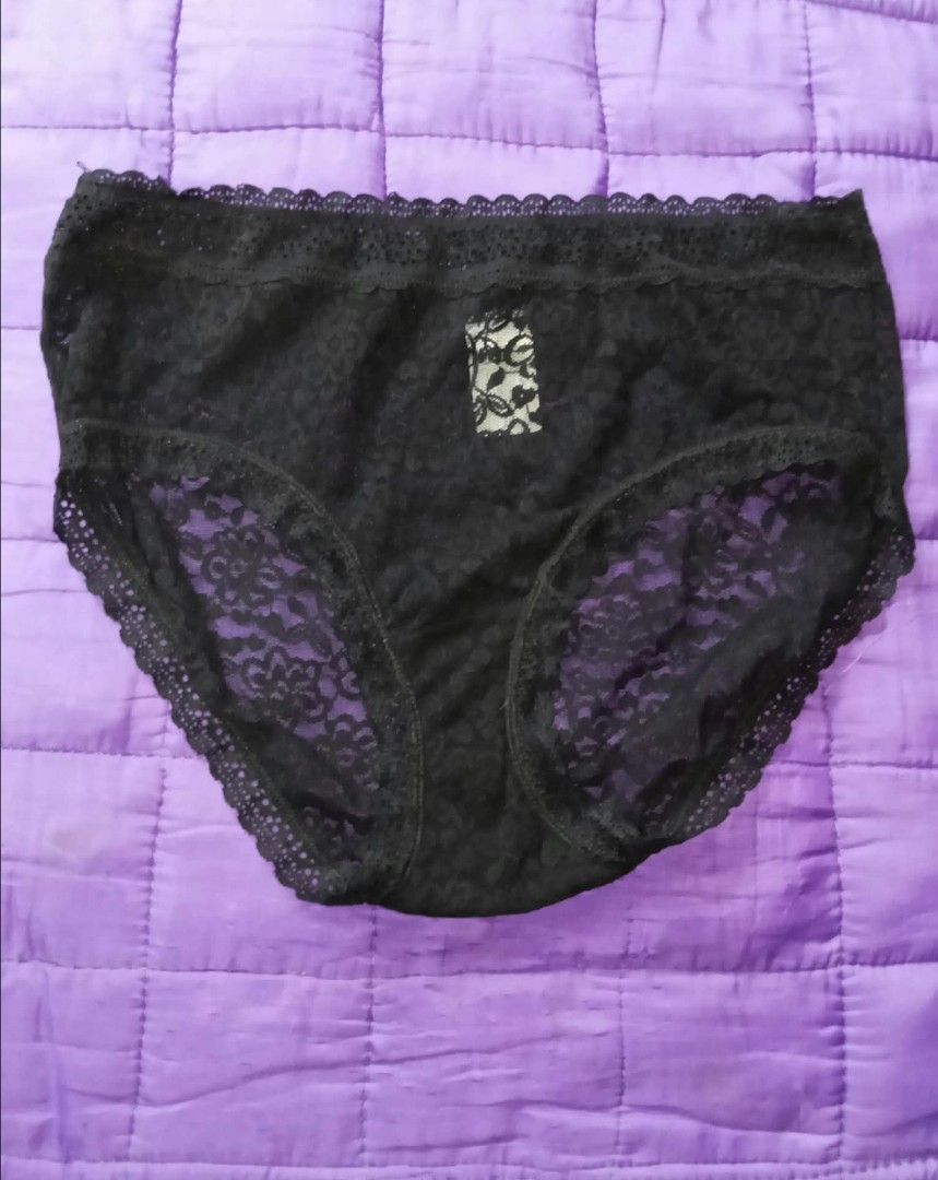 Lace Black Panty Size: Large (Category: Undergarments & Loungewear) located in Navotas City. Submitted by vanilla_sandalwood (Listing ID 1463793267, Image 1). Description: -Brand: Target Collection -Lace Black Panty -Size: Large -Color: Black -Stretchy.