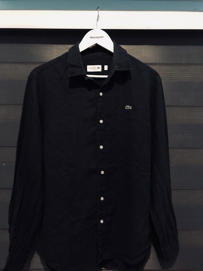 Lacoste Pangmayaman (Category: Formal Shirts) located in Tumauini. Submitted by joshtan0812 (Listing ID 1463787095, Image 2). Description: Dimes 22x28 Color rate 9/10 Complete tags✅ Good condition Plain color.